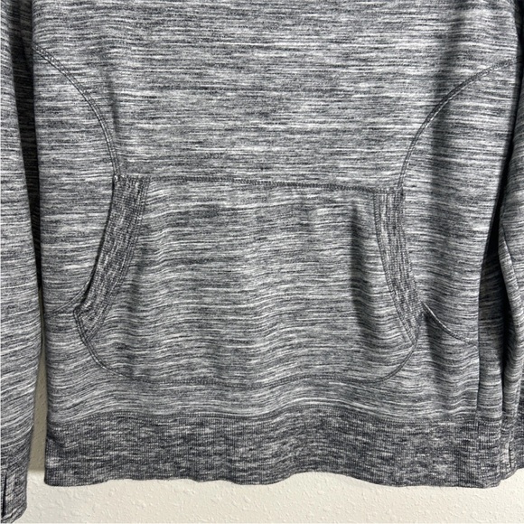 L.L. Bean Women’s Sm Cozy Fleece Pullover Sweatshirt Thumbholes Cowl Neck Gray - Picture 3 of 12